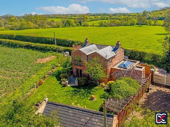 3 bed property, in West Farndon NN11, £630,000