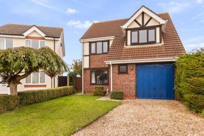 4 bed property, in Clarkson Drive, £260,000