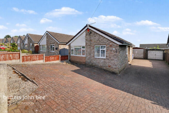 2 bed property, in Bambury Street, £170,000