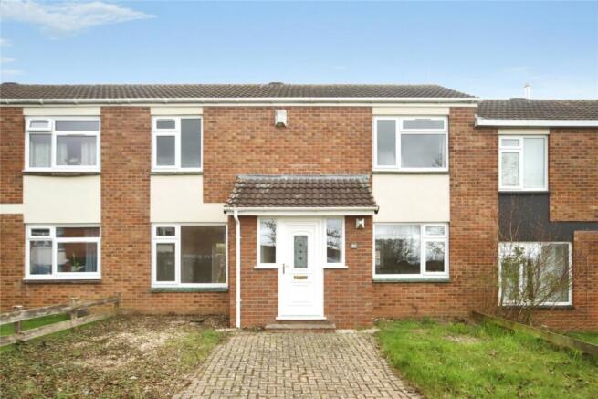 3 bed property, in Bossington Drive, £180,000