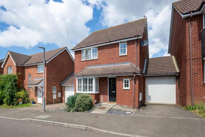 3 bed property, in Pride View, £380,000