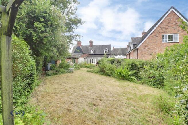 2 bed property, in Congleton Road North, £170,000