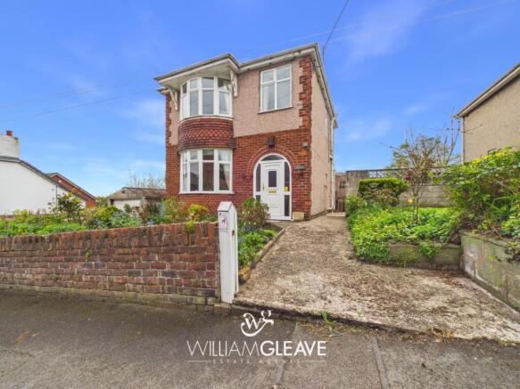 3 bed property, in Rhewl, £250,000