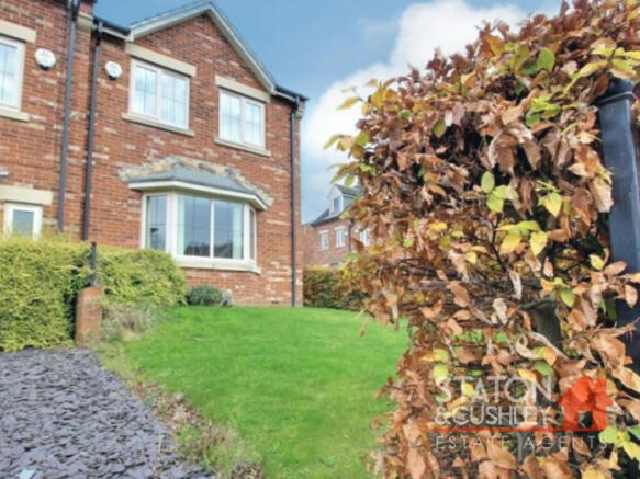 3 bed property, in Guylers Hill Drive, £190,000