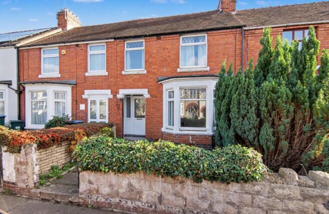 3 bed property, in Brownshill Green Road, £210,000