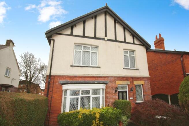 4 bed property, in Bar Lane, £495,000