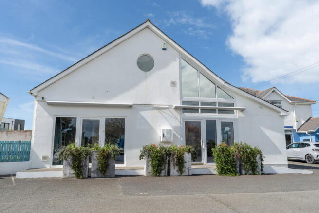 1 bed property, in Trebetherick, £750,000