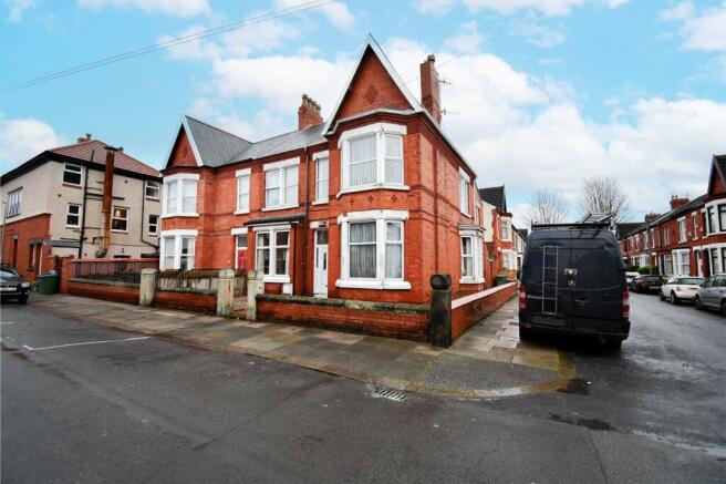 3 bed property, in Bidston Avenue, £160,000