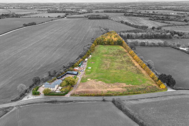 8 bed property, in Oakmead Lodge, £1,900,000