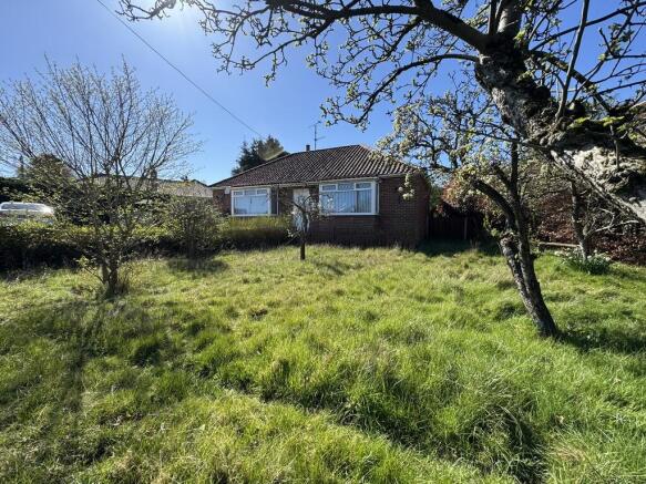 3 bed property, in Wells Road, £280,000