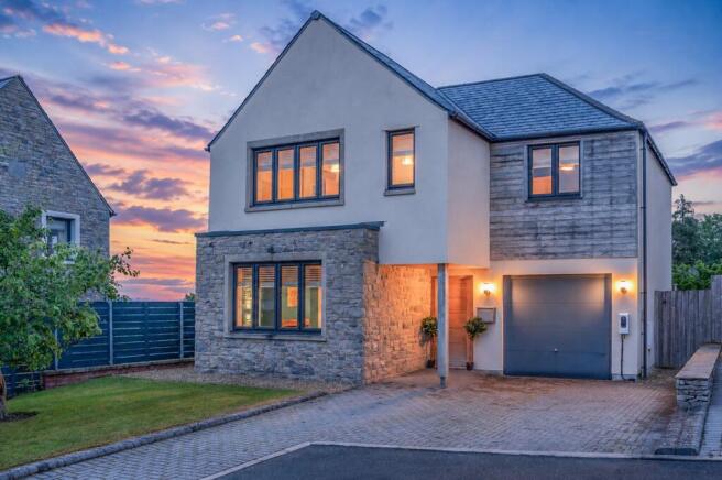 4 bed property, in Morland, £485,000