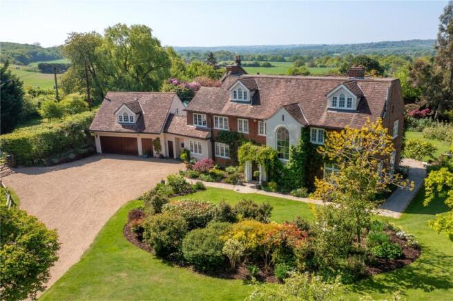 6 bed property, in Mount End, £3,000,000