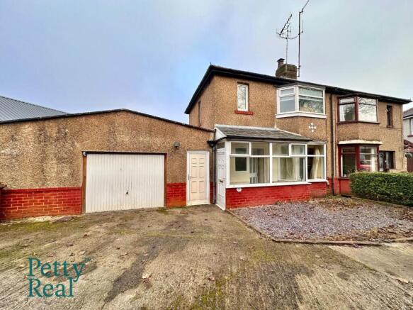 2 bed property, in Kirkdene Avenue, £245,000