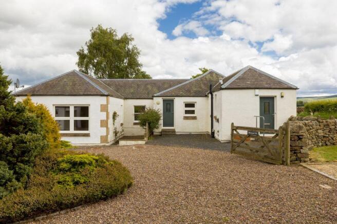 3 bed property, in Watergate Toll, £370,000