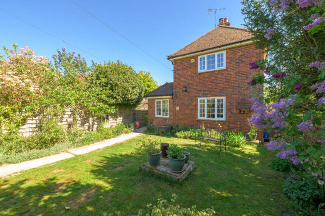 3 bed property, in Piddington Lane, £600,000