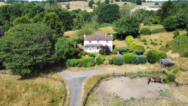 4 bed property, in Kingsford Lane, £895,000