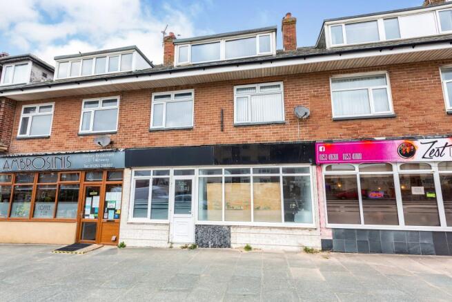 4 bed property, in Squires Gate Lane, £150,000