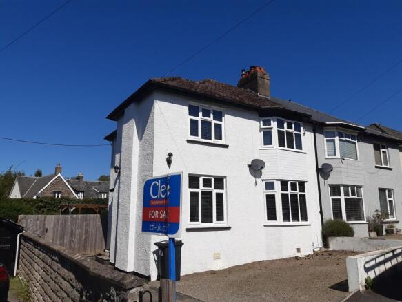 3 bed property, in Belle Vue Gardens, £340,000