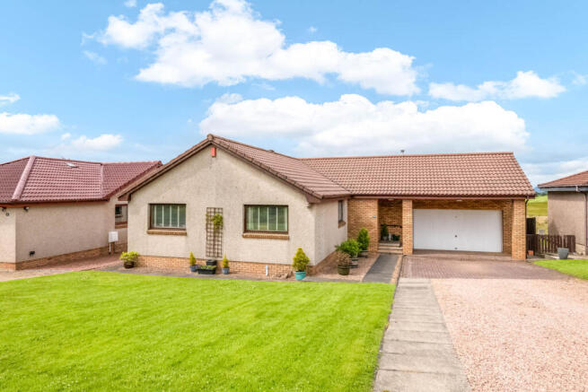 4 bed property, in Craighouse Place, £330,000