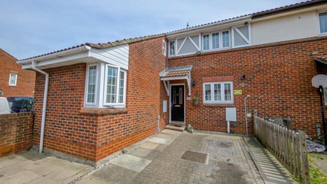 4 bed property, in Longworth Close, £425,000