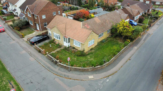 3 bed property, in The Furlong, £425,000