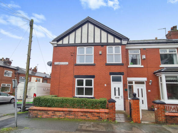 3 bed property, in St. James Place, £160,000