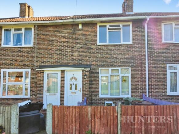 2 bed property, in Rushen Walk, £360,000