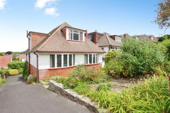 3 bed property, in Midwood Avenue, £375,000