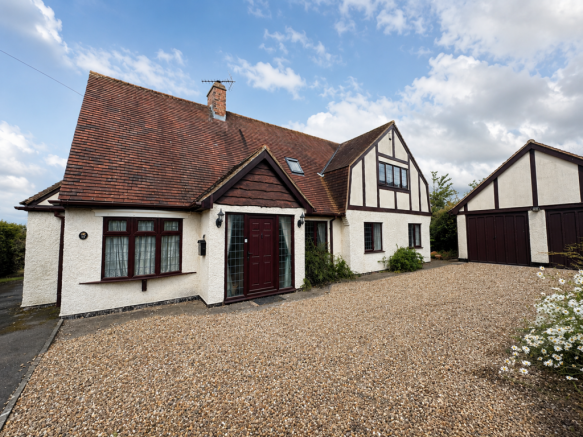 4 bed property, in Kingsfield Road, £775,000