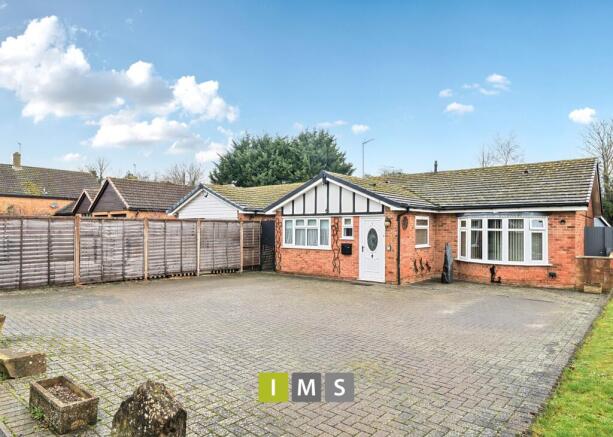 3 bed property, in Bucknell Road, £450,000