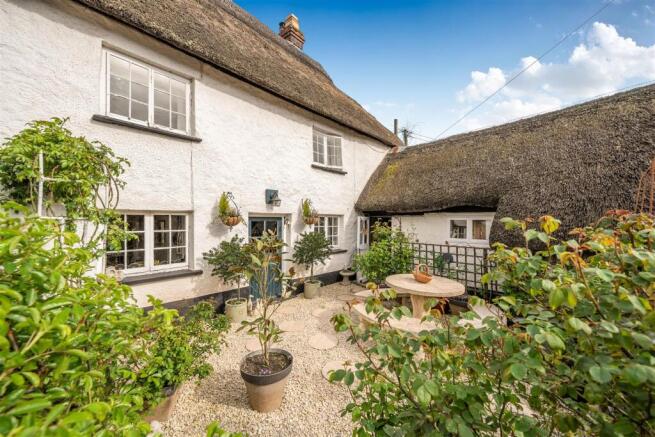 3 bed property, in Coleford, £365,000