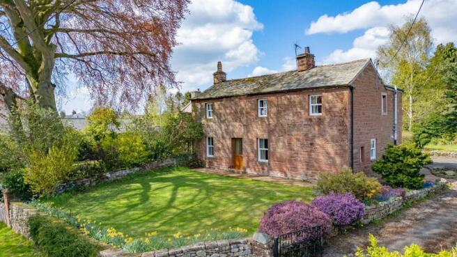 4 bed property, in Penrith CA10, £465,000