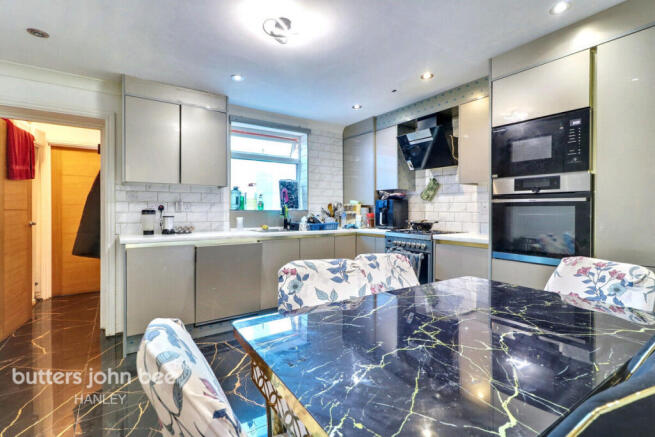 2 bed property, in Leek Road, £125,000