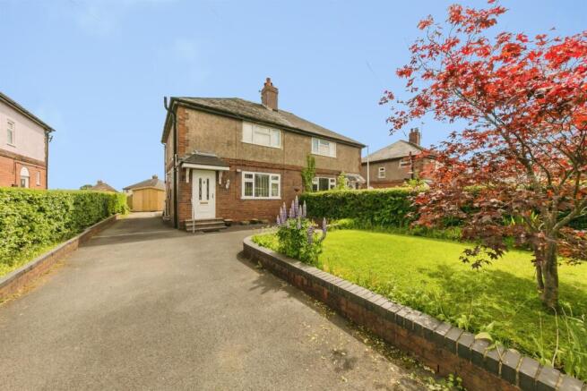 3 bed property, in Uttoxeter Road, £243,000
