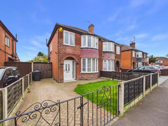 3 bed property, in Boulton Drive, £239,950