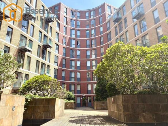 1 bed property, in Iland Apartments, £127,500