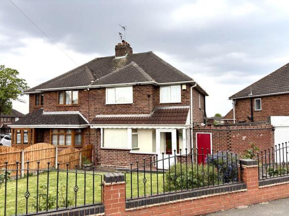 3 bed property, in Collingwood Drive, £250,000