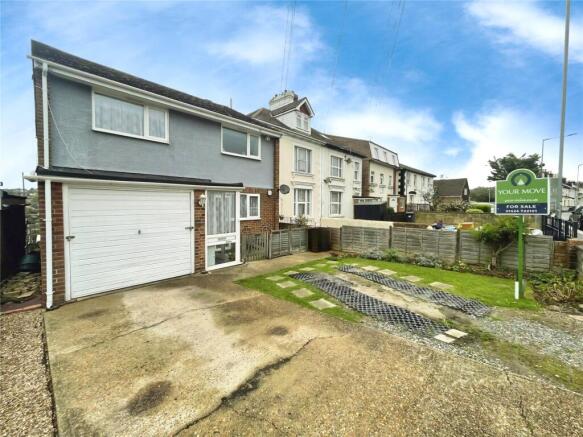 4 bed property, in Old London Road, £365,000