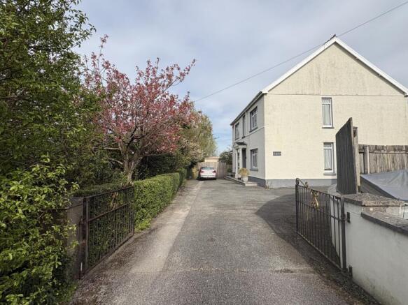 4 bed property, in Tenby Road, £499,950