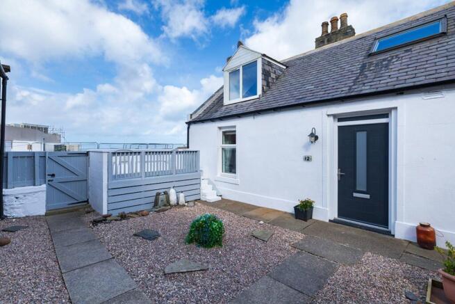 3 bed property, in High Shore, £150,000