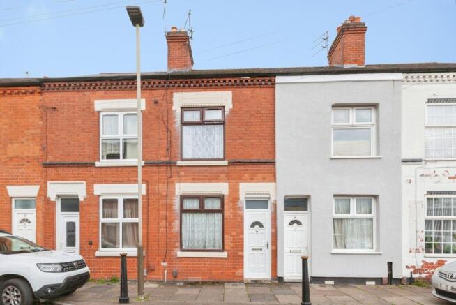 3 bed property, in Parry Street, £250,000