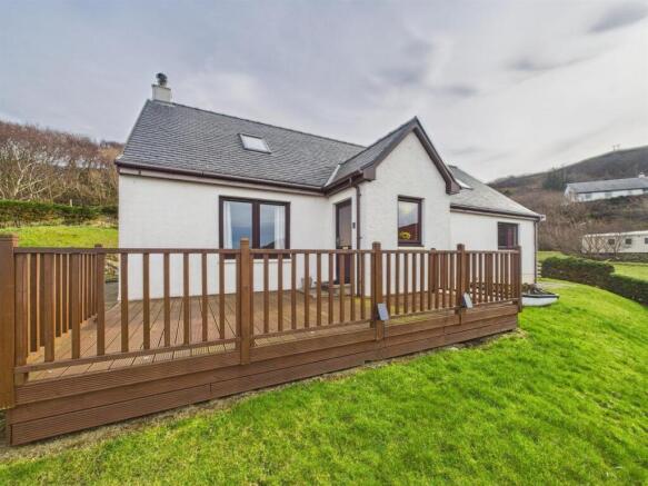 3 bed property, in Portuairk, £375,000