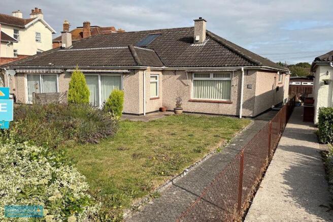 3 bed property, in Old Taunton Road, £230,000