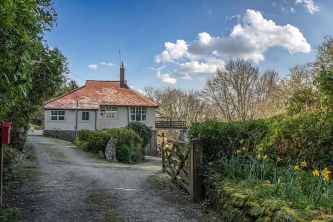6 bed property, in Coombe Road, £700,000