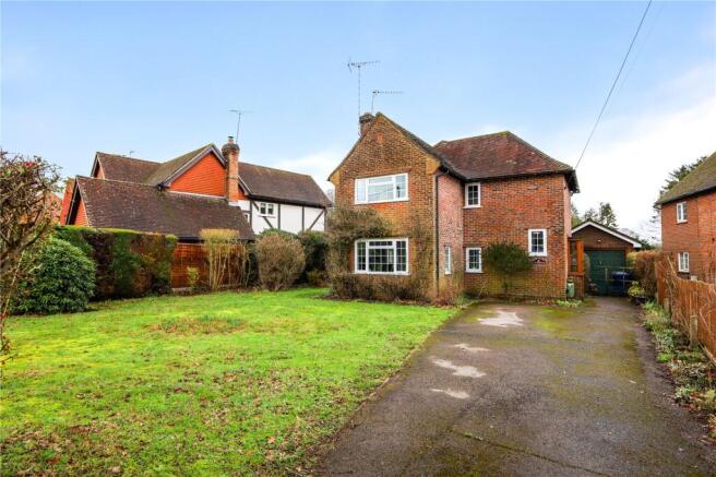 3 bed property, in Ham Lane, £840,000