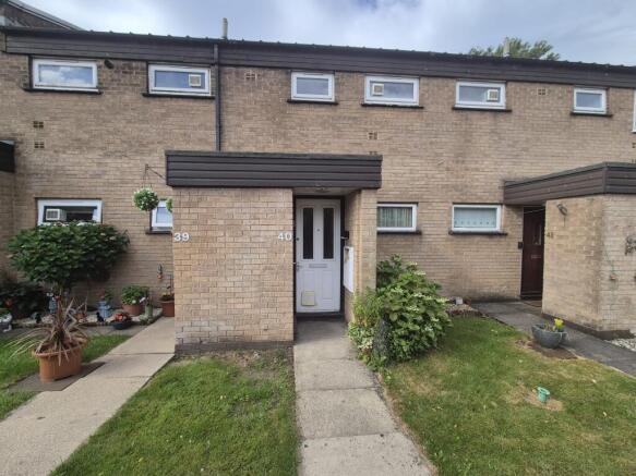 1 bed property, in 40 Spring Edge, £35,000