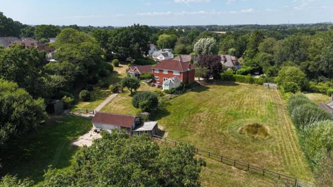 3 bed property, in Lonnen Road, £1,195,000
