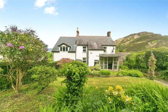 7 bed property, in Conwy Old Road, £550,000