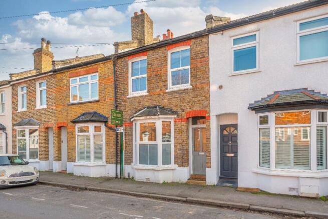 2 bed property, in Queens Terrace, £500,000