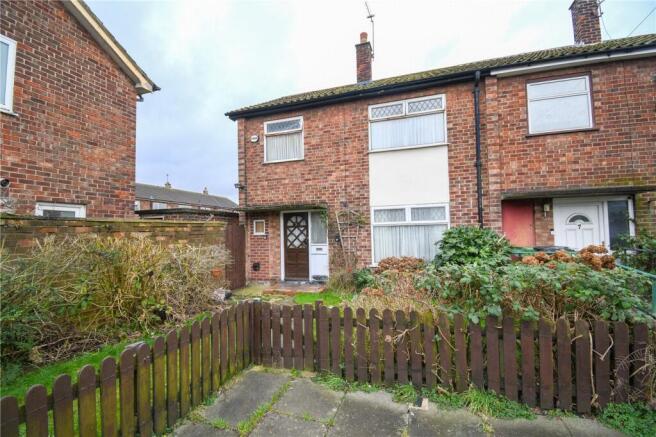 3 bed property, in Ross Avenue, £125,000